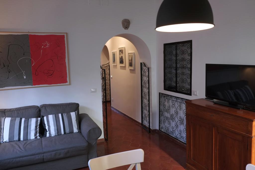 Borgo Pio Holiday Rome Exterior photo